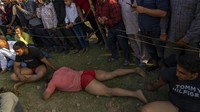 Kini acara tarung gulat perlahan kembali digelar kembali.  