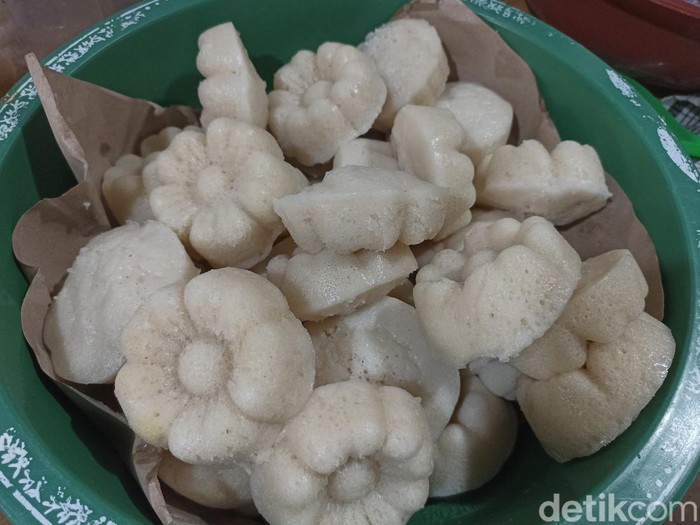 kue apem