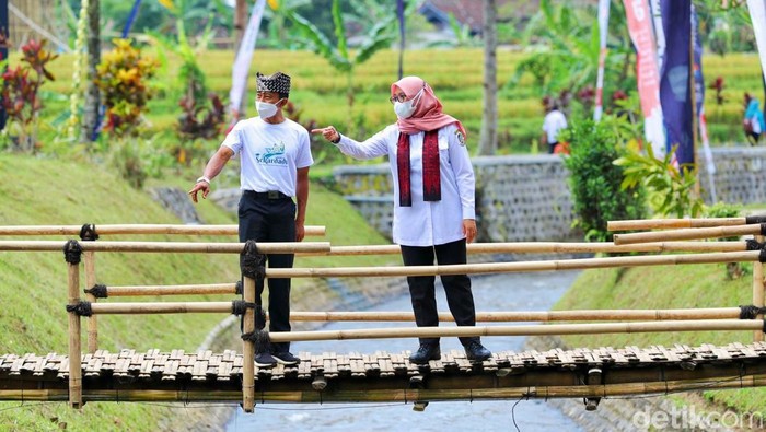 bupati ipuk