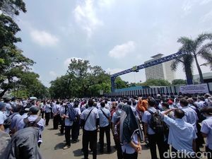 Mengenal Outsourcing serta Kelebihan dan Kekurangannya