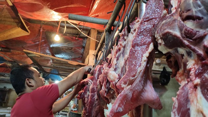 Harga daging sapi naik gila-gilaan tembus Rp 150 ribu/kg