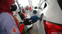 Sebagai informasi batas atas harga jual jenis BBM umum RON 92 untuk Maret 2022 sebesar Rp 14.526 per liter. Harga tersebut merupakan cerminan dari harga keekonomian BBM RON 92 berdasarkan formula harga dasar dalam perhitungan harga jual eceran jenis BBM Umum. 