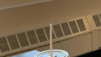 Ukuran gelasnya membang begitu. Foto: Pocket-lint  