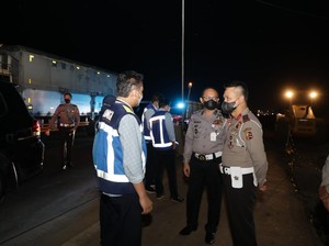 Kakorlantas Cek Persiapan Fisik Jalur Mudik Lebaran di Tol Cikampek