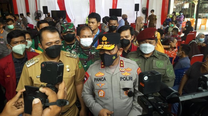 Kapolda Sumut Irjen Panca tinjau Vaksinasi COVID-19