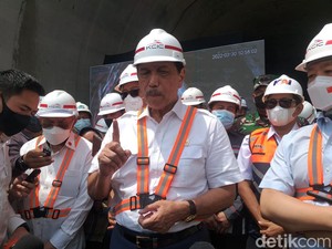 Luhut Temani Dubes China Blusukan ke Proyek Kereta Cepat