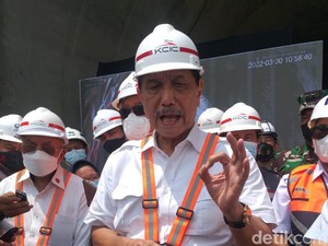 Kata Luhut Soal Jebakan Utang China di Balik Proyek Kereta Cepat