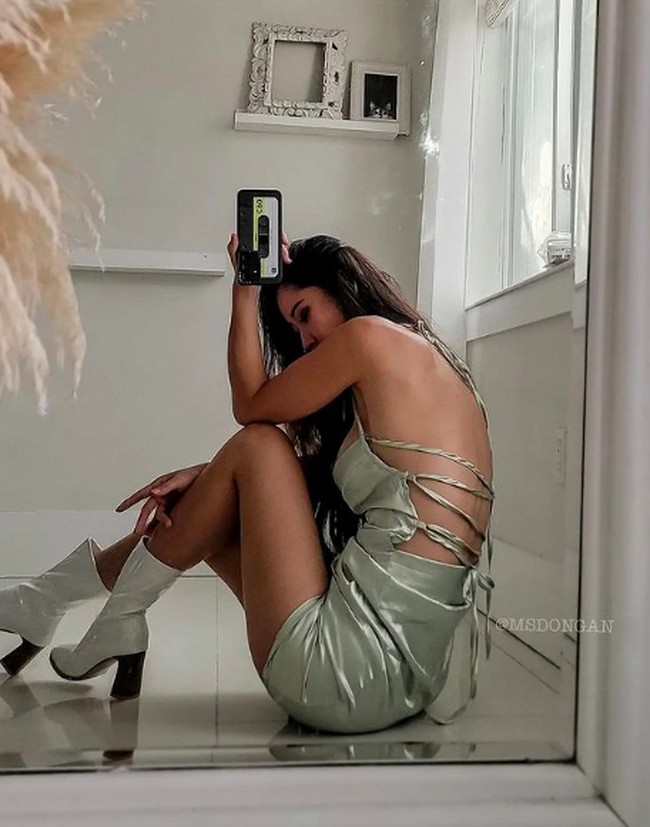 Menurut Dongan, penampilan awet mudanya adalah karena kebiasaan sehat yang ia lakukan selama bertahun-tahun. Dongan memilih untuk diet sehat dengan lebih banyak makan sayur. Dia mengaku tetap makan daging, namun tidak setiap hari. Foto: Instagram/@msdongan