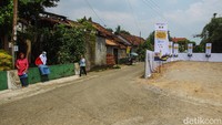 Dengan adanya tol ini diharapkan mampu memperlancara arus barang dan jasa serta membangkitkan potensi wisata wilayah Yogyakarta dan Jawa Tengah.
