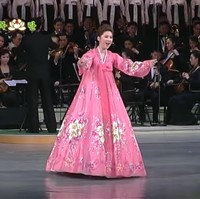 Kabarnya penyanyi sopran ini lahir pada 1984 dan berumur sekitar 38 tahun. Foto: dok. YouTube NK Media.