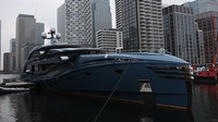 Superyacht bernama Phi ini harganya ditaksir sebesar 38 juta poundsterling atau setara dengan Rp 714 miliar (asumsi kurs Rp 18.800).  