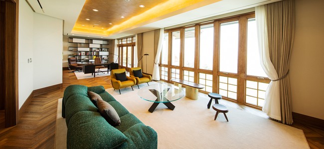 Area indoor bergaya eklektik yang memadukan gaya klasik dengan elemen khas interior Korea yang lebih minimalis. Foto: Dok. Grand Walkerhill Seoul