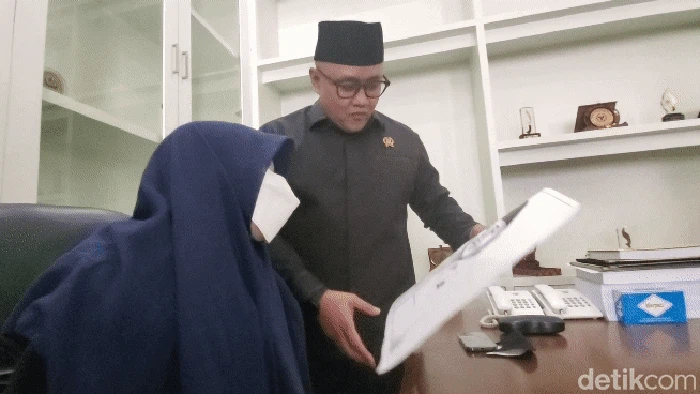 Febi saat bertemu Ketua DPRD Kabupaten Sukabumi.