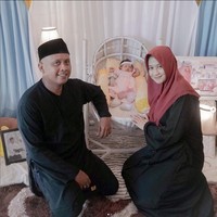 Ia ingin agar anaknya kelak bisa melihat prestasi ibunya yang pernah mengikuti ajang Miss Indonesia 2018. Karena saya percaya dari ibu yang cerdas lahirlah anak yang cerdas. So bunda-bunda di luar sana jangan minder. Jika hanya menjadi ibu rumah tangga karena itu pekerjaan yang sangat mulia dan jaminannya Insya Allah surga. Last but not least saya ingin menjadikan postingan ini jejak digital untuk anak saya kelak ia sudah dewasa, pungkasnya. Foto: Dok. Instagram @litahendratno_.