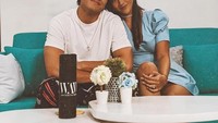 Terakhir ini momen lucu sekaligus menggemaskan Jefri dan Anya saat bersantai bersama, ketika mereka berdua terlibat dalam satu project. Foto: Instagram @jefrinichol