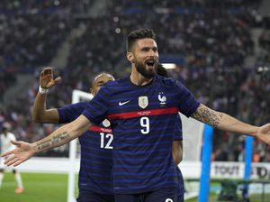 Giroud Idamkan Rekor Gol Thierry Henry, tapi...