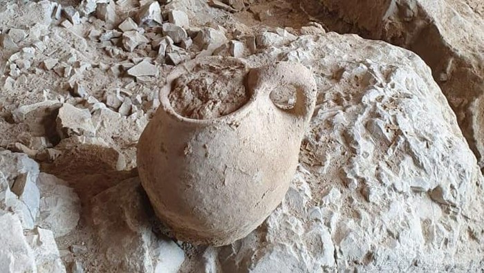 Guci kuno di Tepi Barat