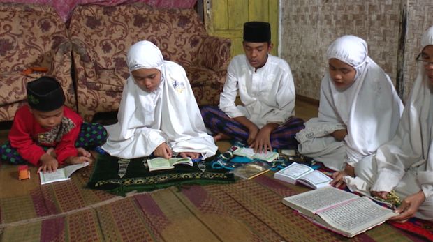 Ibu Enung