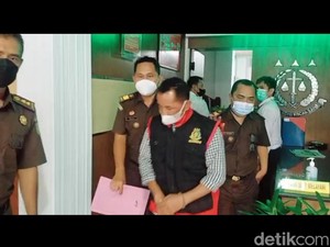 Kades di Jember Ditahan Usai Ditetapkan Tersangka Kasus Pungli PTSL