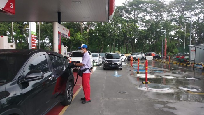 Kondisi SPBU sebelum Pertamax naik