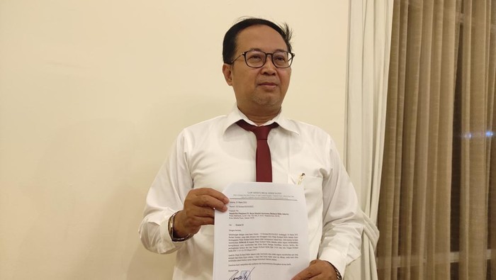 Kuasa Hukum Tony Sutrisno, Royandi Haichal,