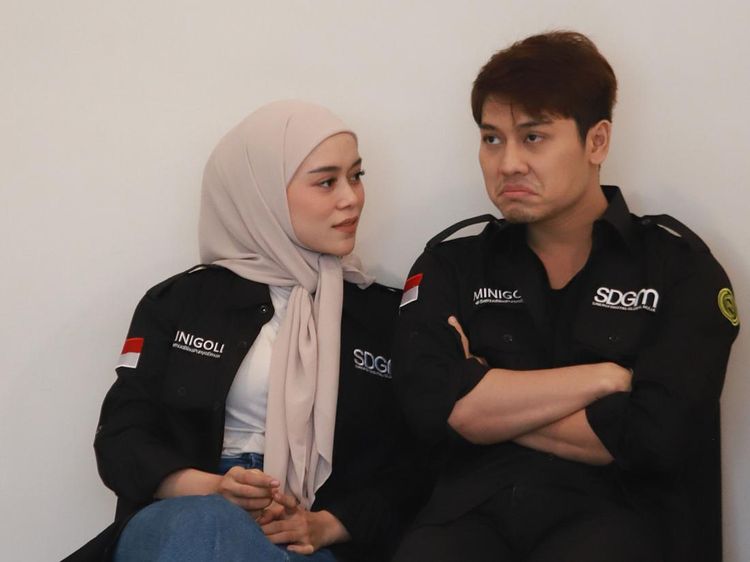 Lesti Kejora Asyik Ngobrol dengan Rizky Billar, Kasih Tanggapan Nggak Ya?