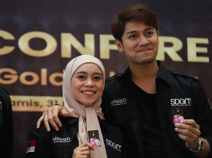 Lesti Kejora dan Rizky Billar
