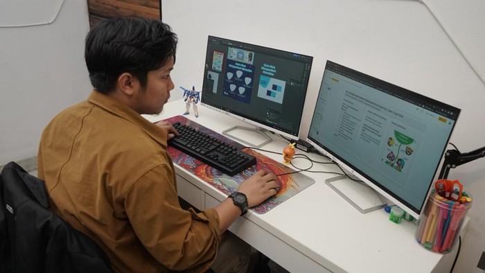 Manara Studios adalah nama di balik IP House buat karakter animasi muslim Indonesia ini. Mereka melihat perkembangan serial animasi muslim di Indonesia sangat positif sehingga harus memiliki naungan yang kuat dan sistem yang mendukung.