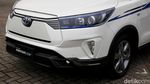 Melihat dari Dekat Kijang Innova Listrik yang Mejeng di IIMS