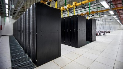 Penampakan Data Center Terbesar di Indonesia Saat Ini