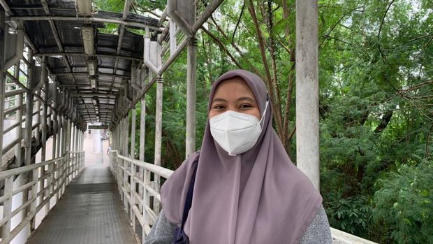 Pengguna JPO Dukuh Atas, Imas Dwi