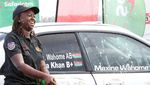 Saat Perempuan Injak Pedal Gas Ikuti Kejuaran Reli di Afrika