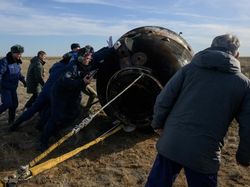 Pulang Bareng ke Bumi, Astronot AS-Rusia Mendarat di Kazakhstan