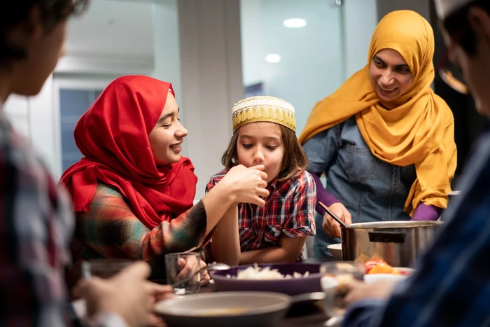 Sebelum Puasa, Perbaiki Pola Makan dengan 5 Kebiasaan Sehat Ini