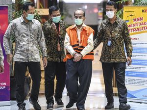 Eks Gubernur Riau Annas Maamun Didakwa Suap Anggota DPRD Rp 1 M