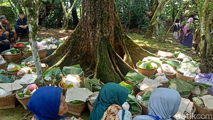 Tradisi Sadran Gede di Banjarnegara digelar jelang Ramadan, Kamis (31/3/2022).