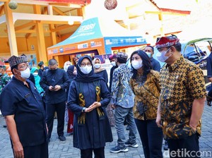 Main ke Banyuwangi, Wamendes Acungkan Jempol karena Ini