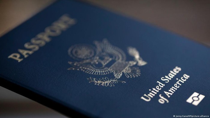 Amerika Serikat Perkenalkan Paspor X yang Netral Gender