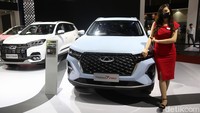 Untuk Tiggo 8 PRO memiliki mesin 2.0TGDI yang futuristik, dilengkapi dengan teknologi terbaru, tenaga maksimum sebesar 187KW, serta torsi puncak 400 Nm, yang membuatnya memiliki daya kinerja yang sangat baik.  