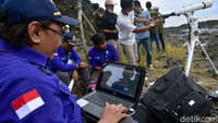Kanwil Kementerian Agama Maluku menyatakan hilal tidak terlihat karena kondisi cuaca awan tebal. Antara Foto/FB Anggoro.