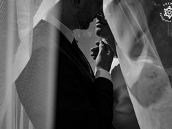 Jawara Kontes Foto Pernikahan FdB, Tak Kalah Romantis dari #BinJinWedding