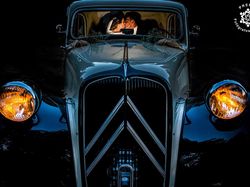 Jawara Kontes Foto Pernikahan FdB, Tak Kalah Romantis dari #BinJinWedding