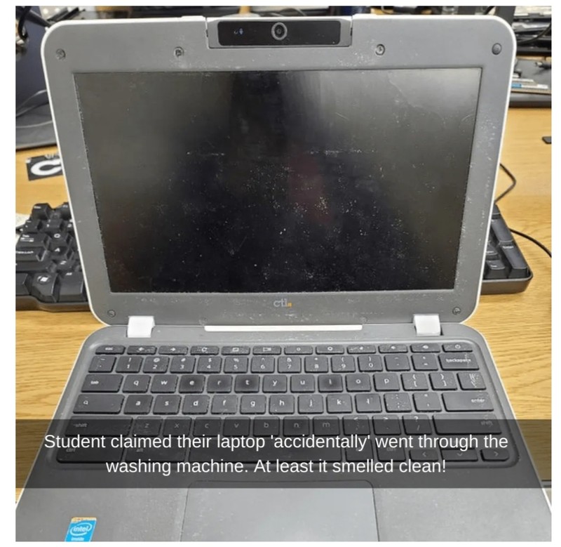 fotoinet Kekacauan yang Bikin Orang IT Geleng Kepala