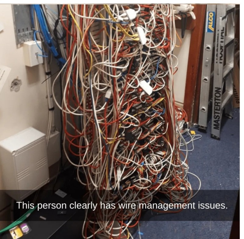 fotoinet Kekacauan yang Bikin Orang IT Geleng Kepala