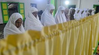 Pelaksanaan puasa berdasarkan pada Metode Hisab Munjid yang telah digunakan secara turun temurun.
