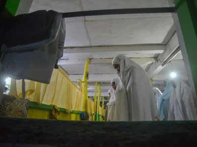 Gelar Tarawih Kamis Malam, Tarekat Naqsabandiyah Mulai Puasa Hari Ini