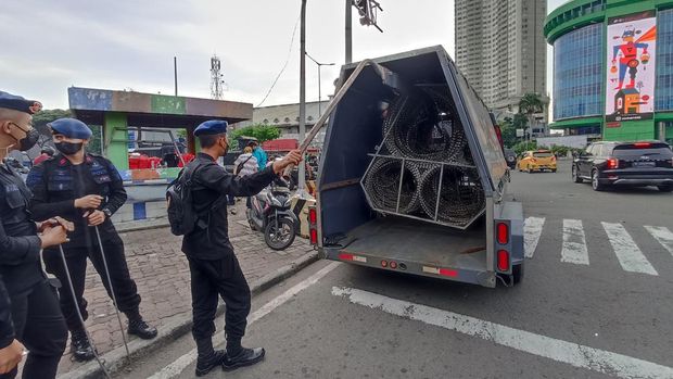 Jalan Majapahit Jakpus ditutup imbas demo mahasiswa