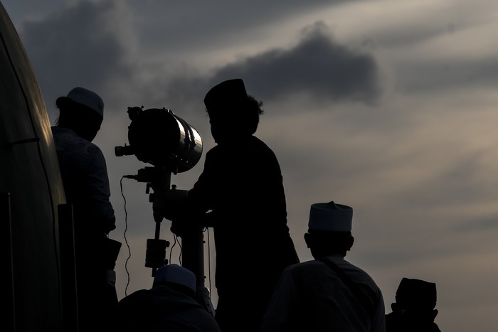 Jam berapa sidang isbat dimulai? Hari ini, Kementerian Agama (Kemenag) akan melaksanakan sidang isbak untuk mengetahui penetapan awal puasa Ramadhan 2022.