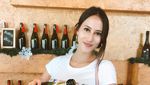 Janisaa Pradja, Istri Mike Lewis Ternyata Ahli Wine Connoisseur