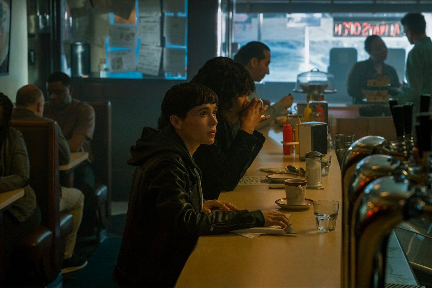 Karakter Viktor Hargreens di The Umbrella Academy yang diperankan Elliot Page.